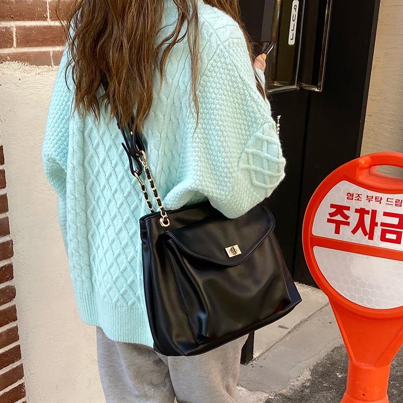 Large Capacity Women Shoulder Bag Soft Leather Crossbody Bags for Woman 2021 Designer Luxury Chain Handbags Black Sac A Main
Large Capacity Women Shoulder Bag Soft Leather Crossbody Bags for Woman 2021 Designer Luxury Chain Handbags Black Sac A Main