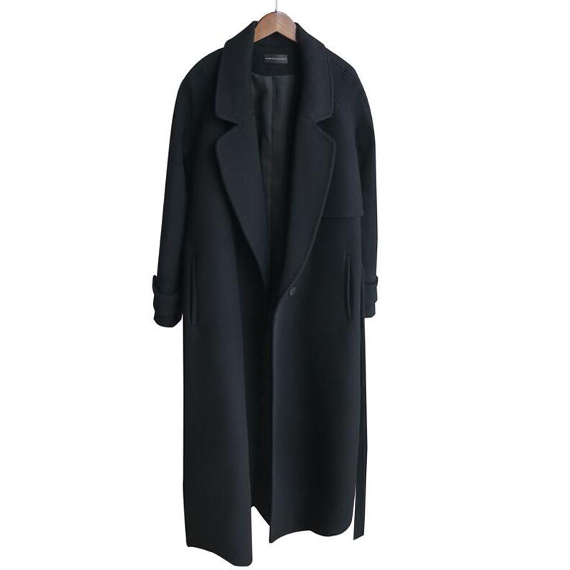 2020 Vintage Black Long Wool Coat Women Winter Jacket Fashion Woolen Coat Female Long Outerwear Thick Clothing
2020 Vintage Black Long Wool Coat Women Winter Jacket Fashion Woolen Coat Female Long Outerwear Thick Clothing