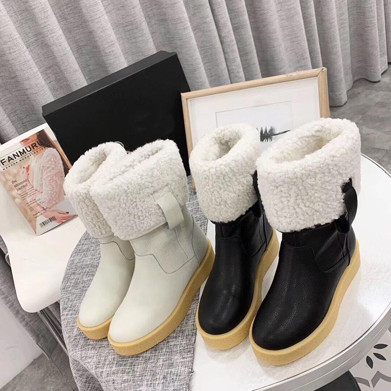 women Top Quality fur boots Winter Snow Boots Women With Box Classic Tall Leather Girl warm ladies Shoes Wool Fur Boot, As pic
women Top Quality fur boots Winter Snow Boots Women With Box Classic Tall Leather Girl warm ladies Shoes Wool Fur Boot, As pic