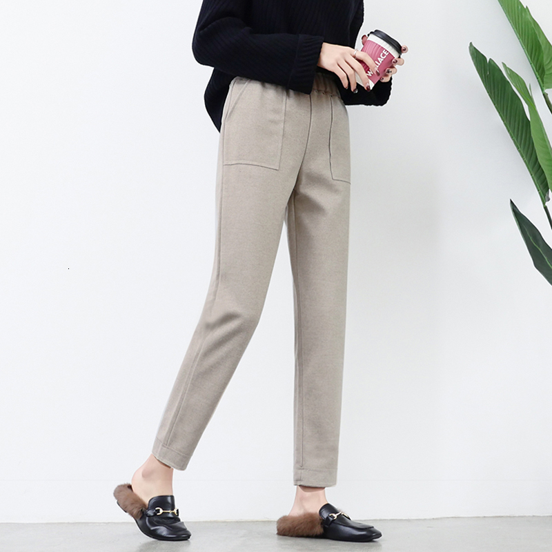 2021 New Thick Harem Wool Autumn Winter Pants Women Korean Style Plus Size Pantalon Loose All-match Trousers Capris Jm3x, Khaki
2021 New Thick Harem Wool Autumn Winter Pants Women Korean Style Plus Size Pantalon Loose All-match Trousers Capris Jm3x, Khaki