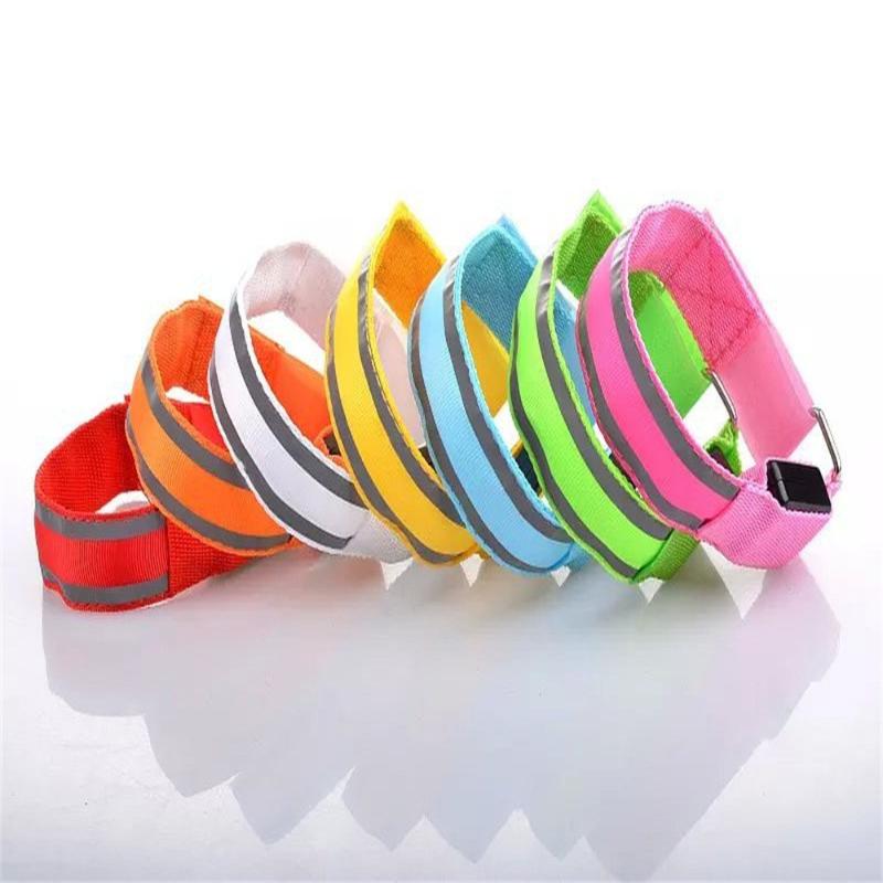 Charging light band Reflective LED Light Armband Strap Safety Belt For Night Running Cycling running Belt Warning Wristband
Charging light band Reflective LED Light Armband Strap Safety Belt For Night Running Cycling running Belt Warning Wristband