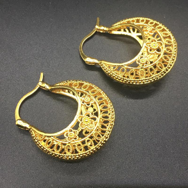 2021 New Hollow Pattern Hot-flowered Cuff Earrings Golden F&Y Wholesale Women's Wedding Gifts Of Retro National Jewelry
2021 New Hollow Pattern Hot-flowered Cuff Earrings Golden F&Y Wholesale Women's Wedding Gifts Of Retro National Jewelry