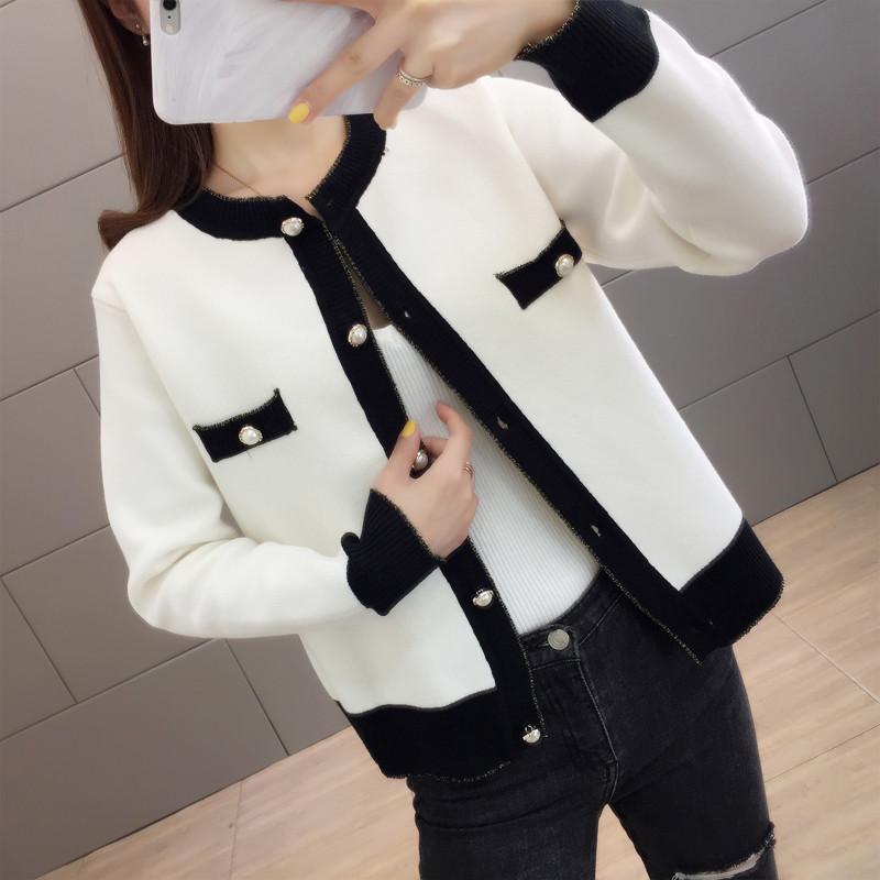 Autumn 2020 new short jacket female loose solid color single-breasted sweater cardigan office lady Woman Sweater Knitting Winter, Black
Autumn 2020 new short jacket female loose solid color single-breasted sweater cardigan office lady Woman Sweater Knitting Winter, Black