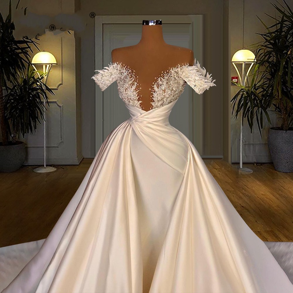 Arabic 2021 Crystal Feathers Dubai Wedding Dresses Off the Shoulder Beaded Cathedral Train Church Bridal Gowns Satin Vestidos AL8510 Cadral