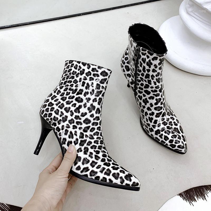 YMECHIC 2020 Autumn Spring Leopard Print Stiletto Womens Boots Ankle Pu Patent Leather Pointed Toe Sexy High Heels Ladies Shoes1, Black dan li
YMECHIC 2020 Autumn Spring Leopard Print Stiletto Womens Boots Ankle Pu Patent Leather Pointed Toe Sexy High Heels Ladies Shoes1, Black dan li