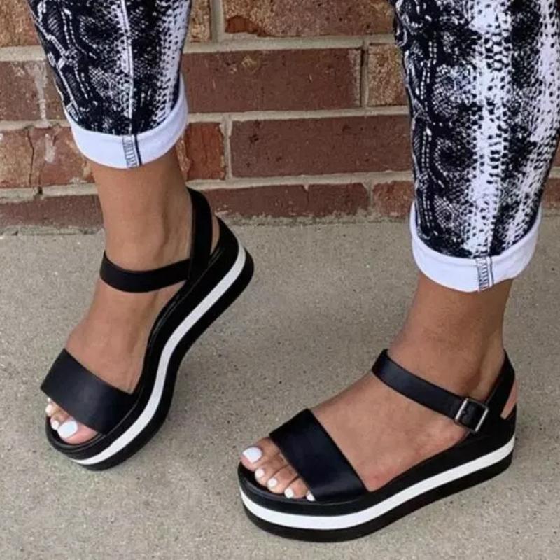 Summer Women Sandals Thick Platform Wedge Mix Color Heel Pu Leather Black Buckle Strap Outside Beach Shoes Ladies Female 2021, Red
Summer Women Sandals Thick Platform Wedge Mix Color Heel Pu Leather Black Buckle Strap Outside Beach Shoes Ladies Female 2021, Red
