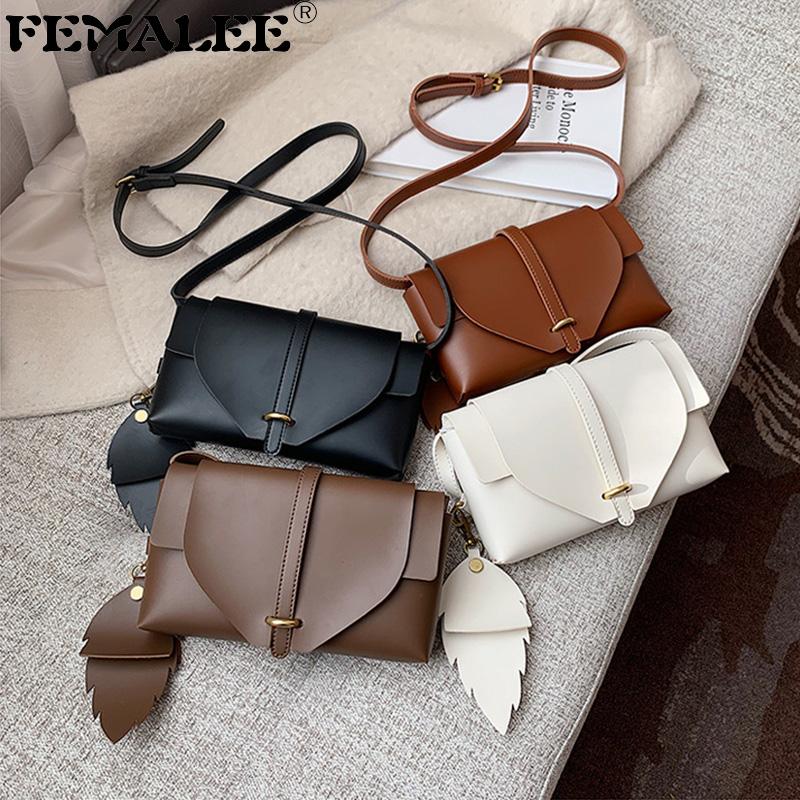 Girls Personality Feather Decoration Handbags Fashion Simple 2021 Solid Color Crossbody Bag Women Chic Portable Clutch Sac Bag, Black
Girls Personality Feather Decoration Handbags Fashion Simple 2021 Solid Color Crossbody Bag Women Chic Portable Clutch Sac Bag, Black