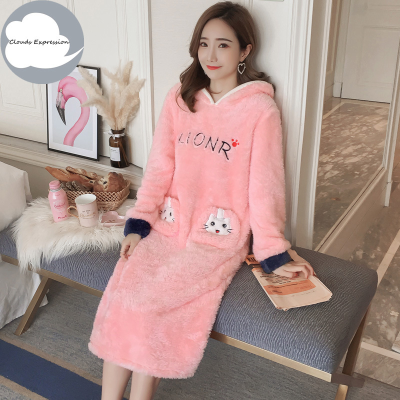 Winter Flannel Bathrobes Women's Cartoon RobesThicken Warm Nightgowns Lovely Bath robe Women Pajamas Bath Robe Sleepwear Fashion 210203