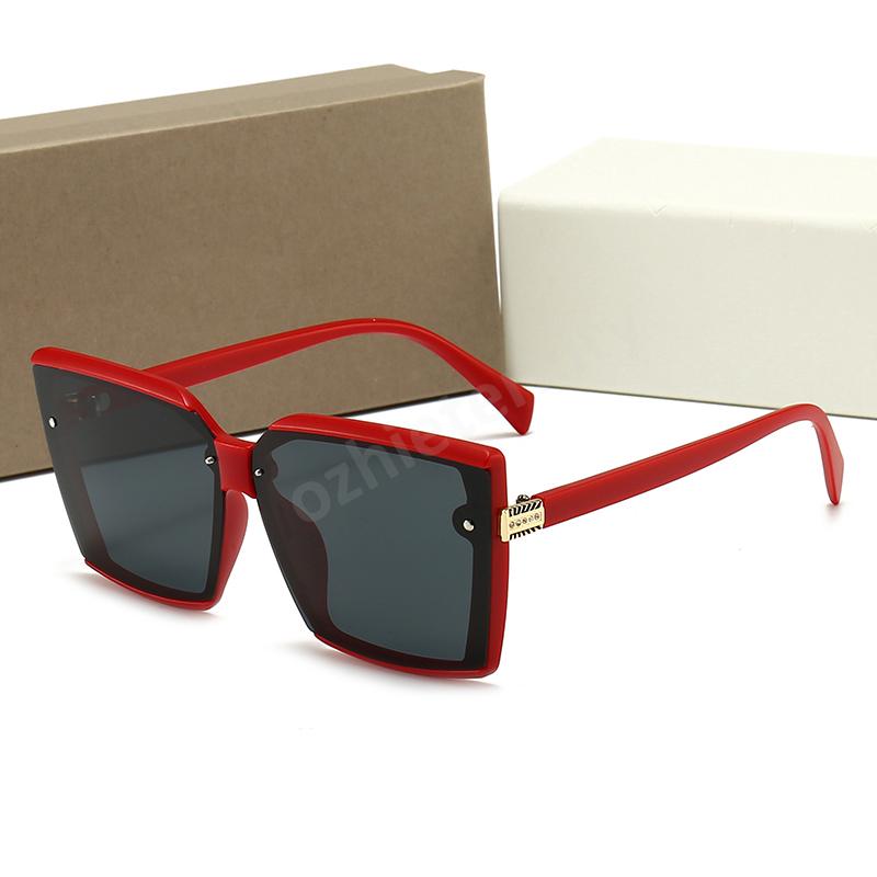 Italy Sunglasses Men Women Brand Designer Popular Fashion Summer Style With The Bees High Quality UV Protection Lens With Box H1, White;black
Italy Sunglasses Men Women Brand Designer Popular Fashion Summer Style With The Bees High Quality UV Protection Lens With Box H1, White;black