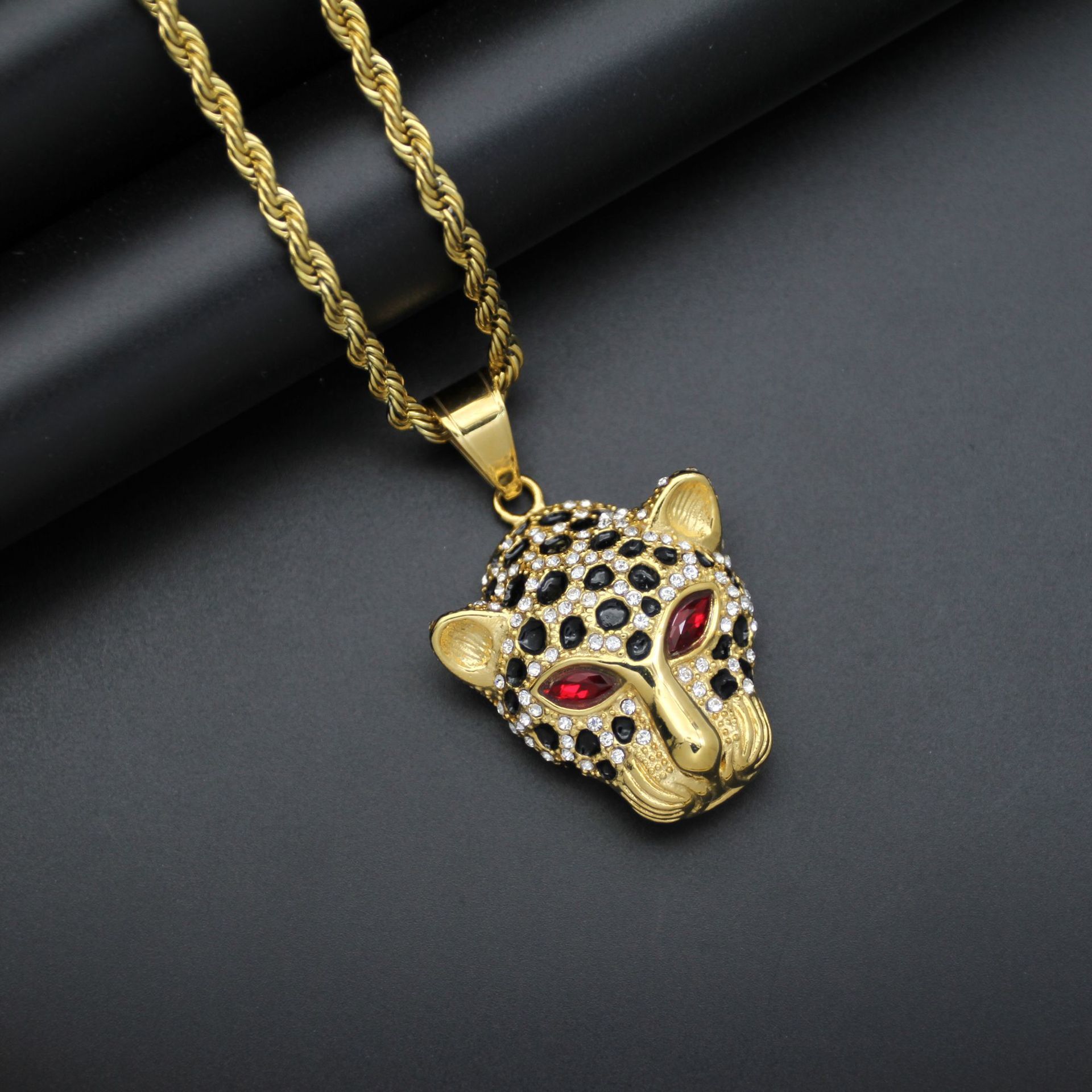 Tide hip hop hiphop jewelry titanium steel gold plated diamond with red and green eyes leopard head pendant necklace GD1238