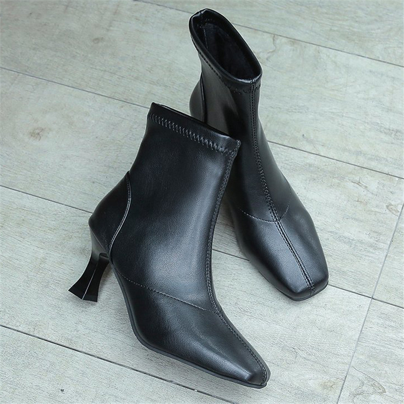 2021 New Winter Luxury Woman Beige High Ankle Shoes Lady Low Heels Leather Designer Boots P3ku, Black
2021 New Winter Luxury Woman Beige High Ankle Shoes Lady Low Heels Leather Designer Boots P3ku, Black