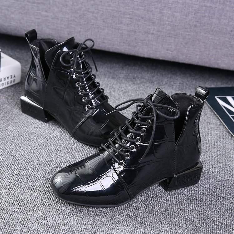 patent leather square head boots women's British style single boots fashion short fashion 41-42 large, See chart
patent leather square head boots women's British style single boots fashion short fashion 41-42 large, See chart