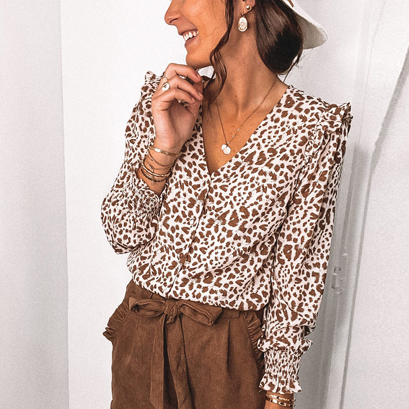 2021 New Spring Casual Print Ruffle Blouses Women Flare Sleeve Single-breasted Blouse Female v Neck Office Lady Shirt Tops 7pag, Brown
2021 New Spring Casual Print Ruffle Blouses Women Flare Sleeve Single-breasted Blouse Female v Neck Office Lady Shirt Tops 7pag, Brown