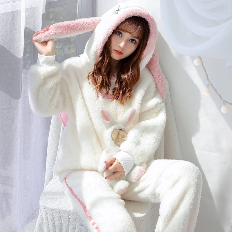 Autumn Winter Pajamas Woman Pijama Mujer Leisure Two Piece Set Bugs Bunny Printing Indoor Clothing Home Suit Sleepwear 210203
Autumn Winter Pajamas Woman Pijama Mujer Leisure Two Piece Set Bugs Bunny Printing Indoor Clothing Home Suit Sleepwear 210203