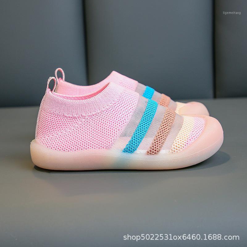 2020 spring and summer children's flying mesh Shoes Boys' breathable sports shoes girls' single baby kindergarten indoor s1, Blue
2020 spring and summer children's flying mesh Shoes Boys' breathable sports shoes girls' single baby kindergarten indoor s1, Blue