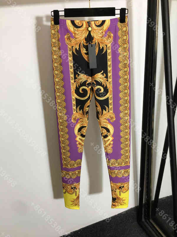 Women Stretch Slim Leggings Vintage Print Yoga Outfits Stylish Slim Leggings New Material Super Soft High Waist Legging women Designer Clothes
Women Stretch Slim Leggings Vintage Print Yoga Outfits Stylish Slim Leggings New Material Super Soft High Waist Legging women Designer Clothes