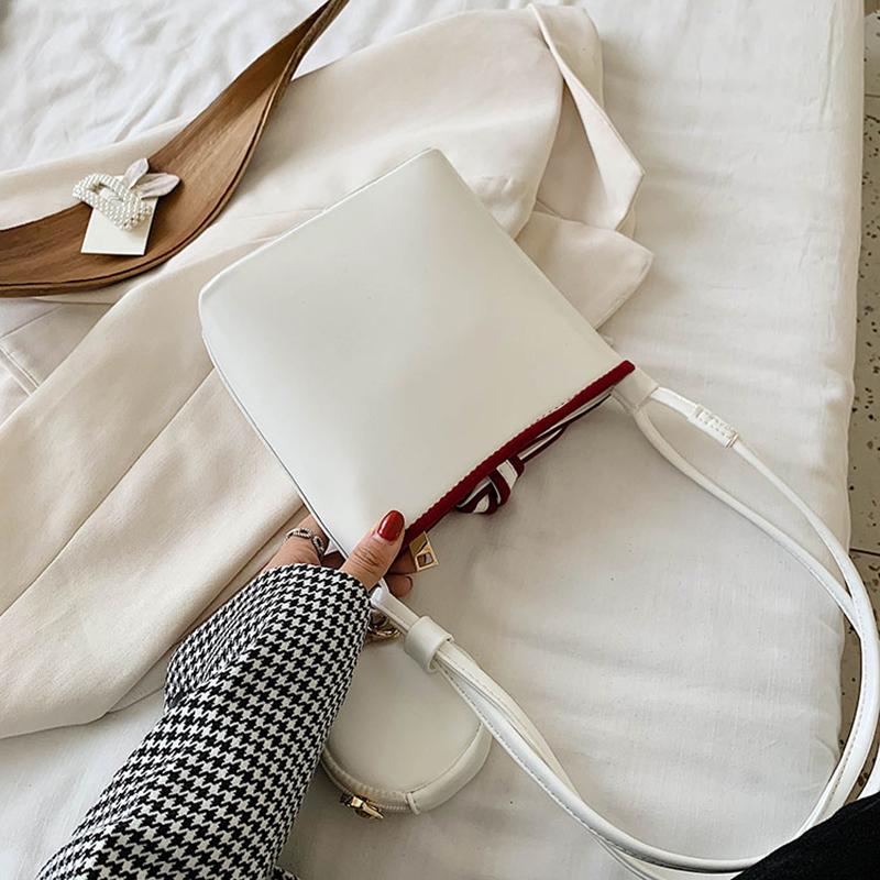 2021 new fashion bucket small bag super texture messenger bag women's autumn and winter popular single shoulder women's leat, Black
2021 new fashion bucket small bag super texture messenger bag women's autumn and winter popular single shoulder women's leat, Black