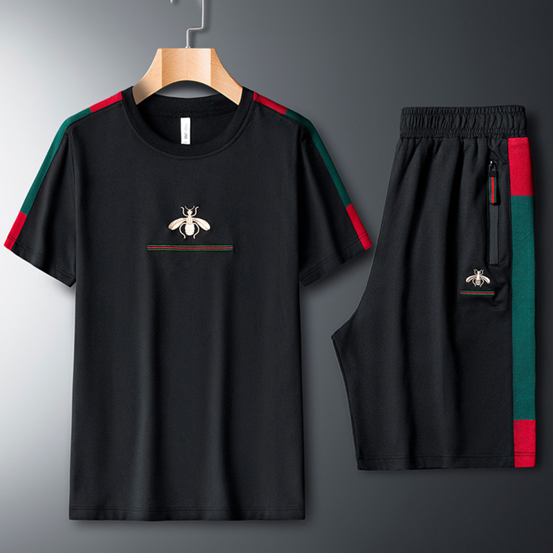 2021 New Male Embroidered with of Two Fitness Pieces Sports Short Sleeve Suit T-shirt Shorts 2 Piece Together 9G9M, 388 black
2021 New Male Embroidered with of Two Fitness Pieces Sports Short Sleeve Suit T-shirt Shorts 2 Piece Together 9G9M, 388 black