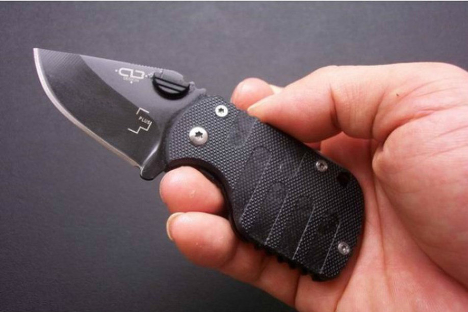 Bor QQ small black pig folding knife Knives Outdoor Camping Hunting Pocket Gift Knife Xmas gift knife for man 8102
Bor QQ small black pig folding knife Knives Outdoor Camping Hunting Pocket Gift Knife Xmas gift knife for man 8102