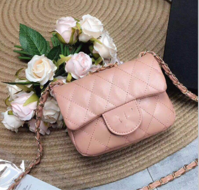 Classic kids chain bag INS new girls crossbody bag children diamond quilted single shoulder bag Lady style luxury girls party handbag A5702, Black
Classic kids chain bag INS new girls crossbody bag children diamond quilted single shoulder bag Lady style luxury girls party handbag A5702, Black