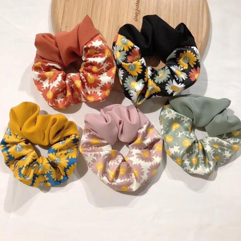 Free shipping fashion women hair scrunchies Daisy stitching korea style girl's hairbands Ponytail Holder Hair accessories
Free shipping fashion women hair scrunchies Daisy stitching korea style girl's hairbands Ponytail Holder Hair accessories
