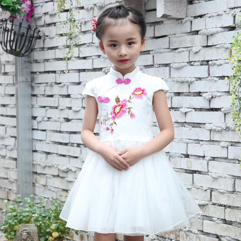 Girls Chinese Traditional Lace Tutu Dresses Princess Embroidery Flower Ball Gown Clothing Princess Elegant Wedding Dress 517411, As picture 1
Girls Chinese Traditional Lace Tutu Dresses Princess Embroidery Flower Ball Gown Clothing Princess Elegant Wedding Dress 517411, As picture 1