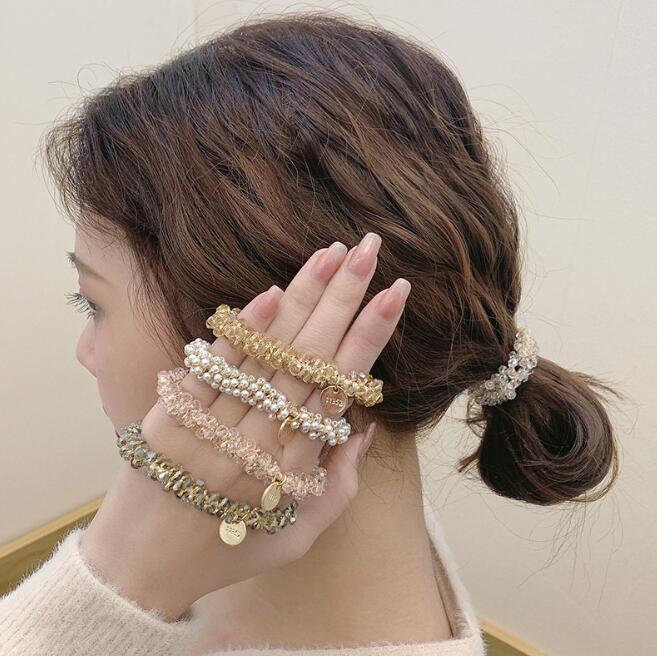 New Women Crystal Hair Ties Pearl Elastic Hairband Girls Scrunchies Rubber Band Women Hair Accessories Headwear Ornament
New Women Crystal Hair Ties Pearl Elastic Hairband Girls Scrunchies Rubber Band Women Hair Accessories Headwear Ornament
