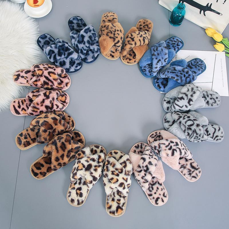 Women's Winter Slippers Cute leopard print Women Warm Plush Woman Slip On Flat Female Soft Shoes Ladies Comfortale House Shoe1, Beige
Women's Winter Slippers Cute leopard print Women Warm Plush Woman Slip On Flat Female Soft Shoes Ladies Comfortale House Shoe1, Beige