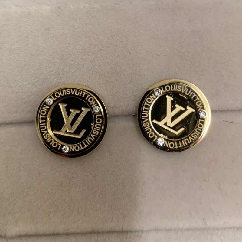 High Polish Luxurious Design Women Earrings Gold Color CZ Stone Ear Studs Stainless Steel Earrings For Women Hoop Fashion Jewelry Wholesale, Golden;silver
High Polish Luxurious Design Women Earrings Gold Color CZ Stone Ear Studs Stainless Steel Earrings For Women Hoop Fashion Jewelry Wholesale, Golden;silver