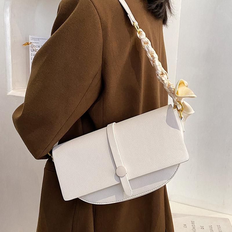 VeryMe Flap Baguette Bags For Women 2021 Retro Clutch Armpit Bag Female Solid Color Elegant Tote Luxury Lady Handbag bolso mujer, Black
VeryMe Flap Baguette Bags For Women 2021 Retro Clutch Armpit Bag Female Solid Color Elegant Tote Luxury Lady Handbag bolso mujer, Black