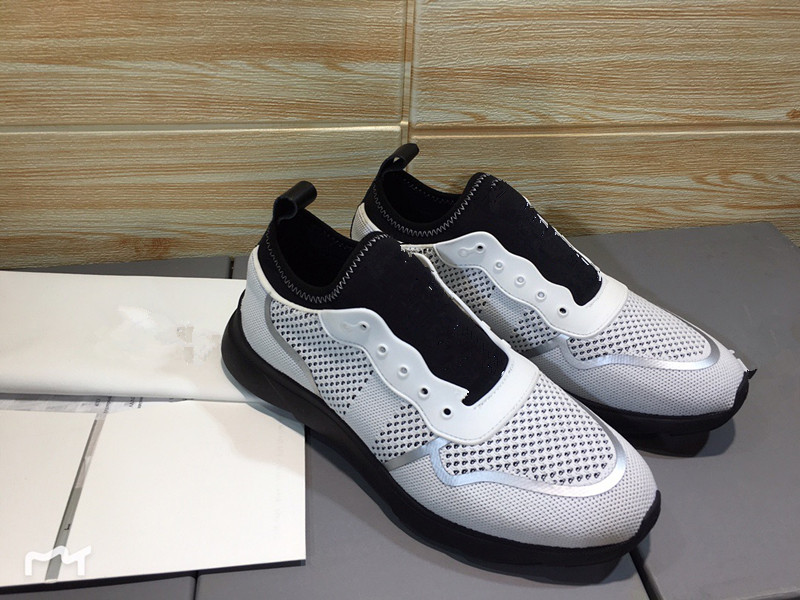 Fashion Paris triple Black White Oreo royal Blue beige red casual platform sneaker xt190409 
Fashion Paris triple Black White Oreo royal Blue beige red casual platform sneaker xt190409