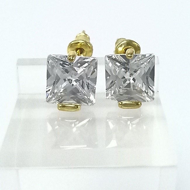 Jewelry Designer earings designer stud earrings available in 18k gold plated brass single studs update to your ear stack
Jewelry Designer earings designer stud earrings available in 18k gold plated brass single studs update to your ear stack