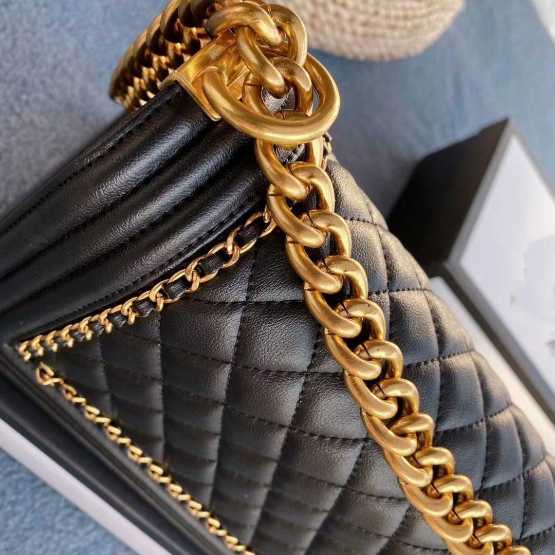 Designer- Womens Bag Square Bag Chain Fashion Popular Messenger Bags Leather Shoulder bags, Black
Designer- Womens Bag Square Bag Chain Fashion Popular Messenger Bags Leather Shoulder bags, Black