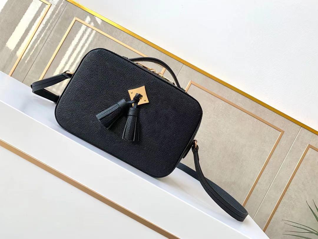 M44606 SAINTONGE handbag with tassels camera bag woman daily essentials shoulder bag Protection Makeup Clutch ladtyNew Travel Toiletry Pouch
M44606 SAINTONGE handbag with tassels camera bag woman daily essentials shoulder bag Protection Makeup Clutch ladtyNew Travel Toiletry Pouch