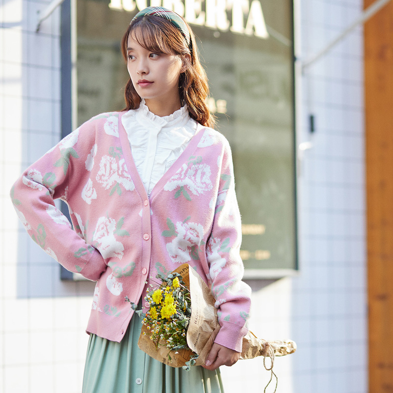 INMAN Autumn Winter Arrival Pastoral Girl V-neck Rose Jacquard Cardigan Sweater Gentle Lady Jacket Sweater For Female 201223