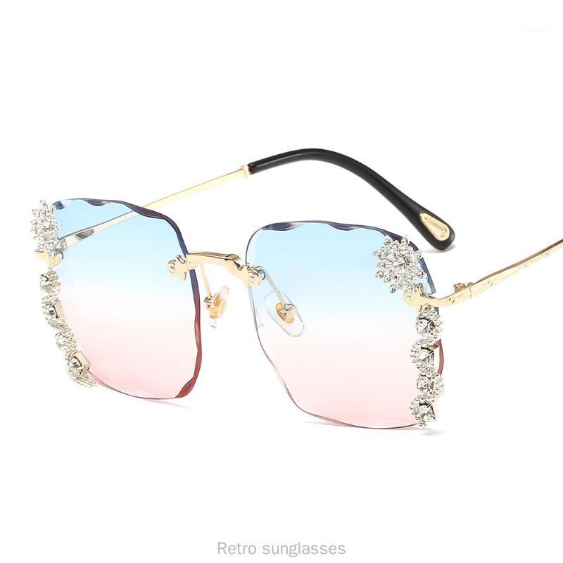 Sunglasses Women Oversized Square With Diamond Men Luxury Design Gradient Lens Sun Glasses UV400 Box FML1 
Sunglasses Women Oversized Square With Diamond Men Luxury Design Gradient Lens Sun Glasses UV400 Box FML1