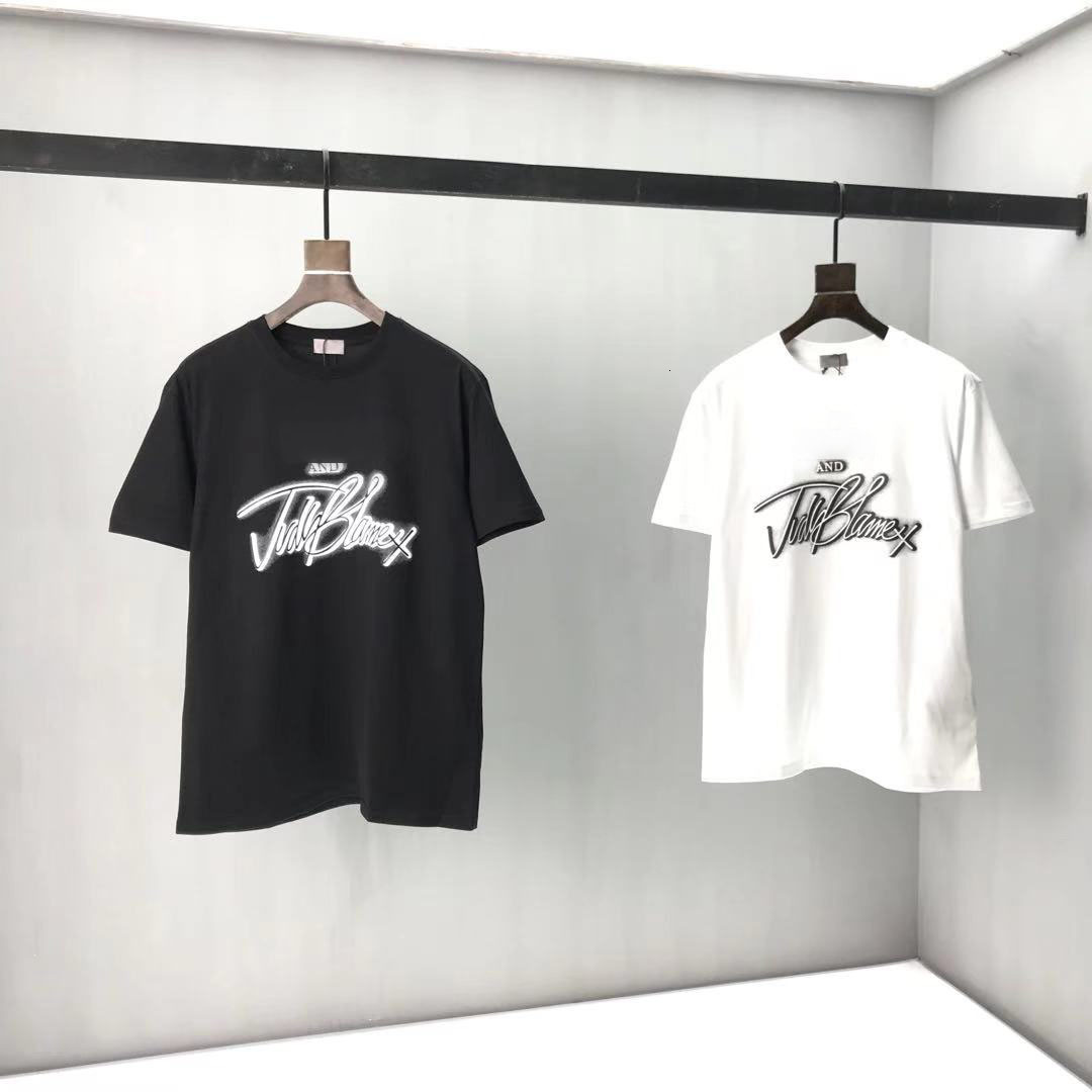 The men's leather clothes, classic style, good fabrics and possession are the beginning of another fashion. Men's T-ShirtsSize: M~3XL fy6
The men's leather clothes, classic style, good fabrics and possession are the beginning of another fashion. Men's T-ShirtsSize: M~3XL fy6