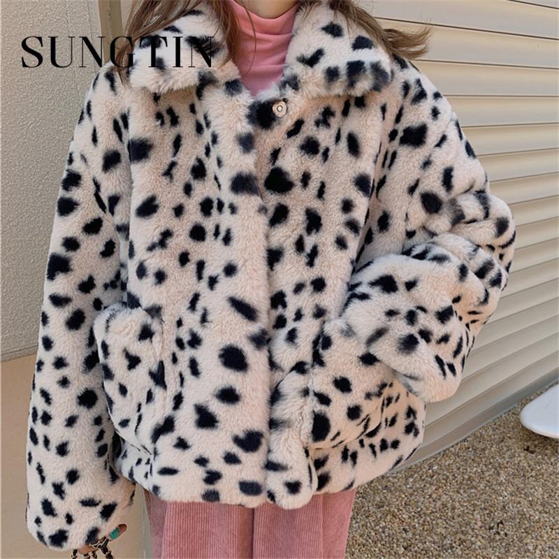 Sungtin Winter Autumn White Leopard Print Fluffy Jacket Women 2020 Covered Button Loose Teddy Woman Coat Korean Fashion Clothing, Beige
Sungtin Winter Autumn White Leopard Print Fluffy Jacket Women 2020 Covered Button Loose Teddy Woman Coat Korean Fashion Clothing, Beige