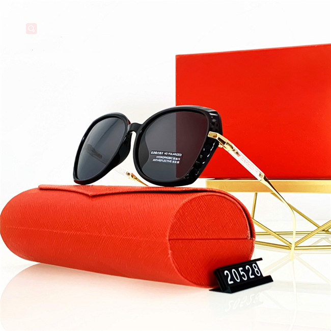 2021 New Popular Women fashion Sunglasses Square Summer Style Full Frame Top Quality Protection 20528 sunglasses Mixed Color Come With bo
2021 New Popular Women fashion Sunglasses Square Summer Style Full Frame Top Quality Protection 20528 sunglasses Mixed Color Come With bo