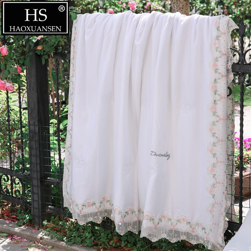 White Lace Thin Comforter 400 Thread Count Fabric Summer Quilt Adult Double Bed Cover Queen Size Air Condition Blanket, Color 2
White Lace Thin Comforter 400 Thread Count Fabric Summer Quilt Adult Double Bed Cover Queen Size Air Condition Blanket, Color 2