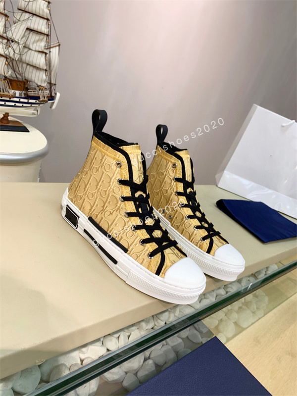 2022 New outlet men women designer casual shoes graffiti shoe genuine leather trainer luxury red bottom sneaker low top size35-45, 01
2022 New outlet men women designer casual shoes graffiti shoe genuine leather trainer luxury red bottom sneaker low top size35-45, 01