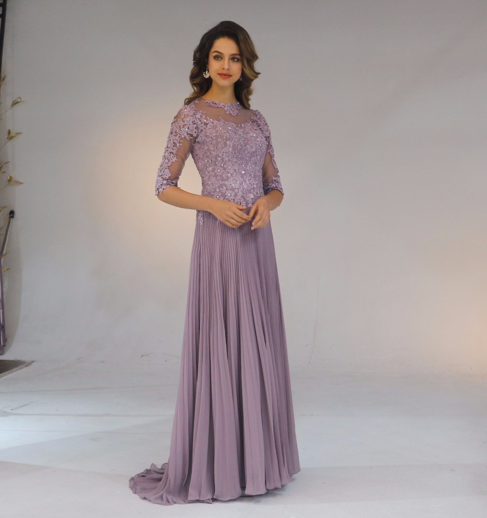 2020 Chiffon Pleated Lace Applique A Line With 1/2 Sleeves Mother Of The Bride Dress Long Vestido De Festa Longo homecoming, Red
2020 Chiffon Pleated Lace Applique A Line With 1/2 Sleeves Mother Of The Bride Dress Long Vestido De Festa Longo homecoming, Red