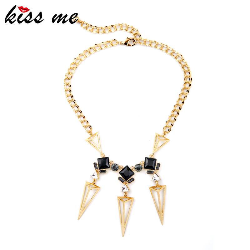 Hyperbole Atmosphere Modern Women Triangle Pendants Gold Color Choker Necklace Factory Wholesale
Hyperbole Atmosphere Modern Women Triangle Pendants Gold Color Choker Necklace Factory Wholesale