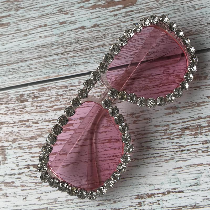 ZAOLIHU Oversize Sunglasses Women Luxury Rhinestone Yellow Pink Sunglasses Vintage shades for women oculos
ZAOLIHU Oversize Sunglasses Women Luxury Rhinestone Yellow Pink Sunglasses Vintage shades for women oculos