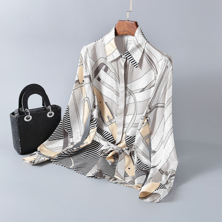 2020 Lapel Volleyball New Shirts Printed Silk Shirt Fashion Feminine Cardigan Temperament O9jt, Red
2020 Lapel Volleyball New Shirts Printed Silk Shirt Fashion Feminine Cardigan Temperament O9jt, Red