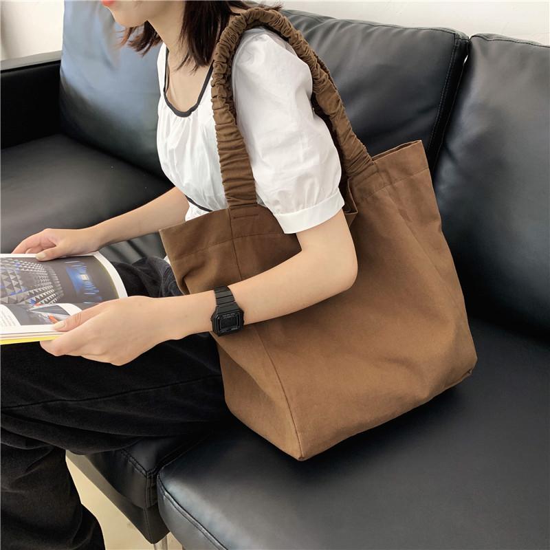 Casual Large Women Shoulder Bags Solid Color Quality Canvas High Capacity Women Handbags Ladies Simple Shopping Bag, Beige
Casual Large Women Shoulder Bags Solid Color Quality Canvas High Capacity Women Handbags Ladies Simple Shopping Bag, Beige