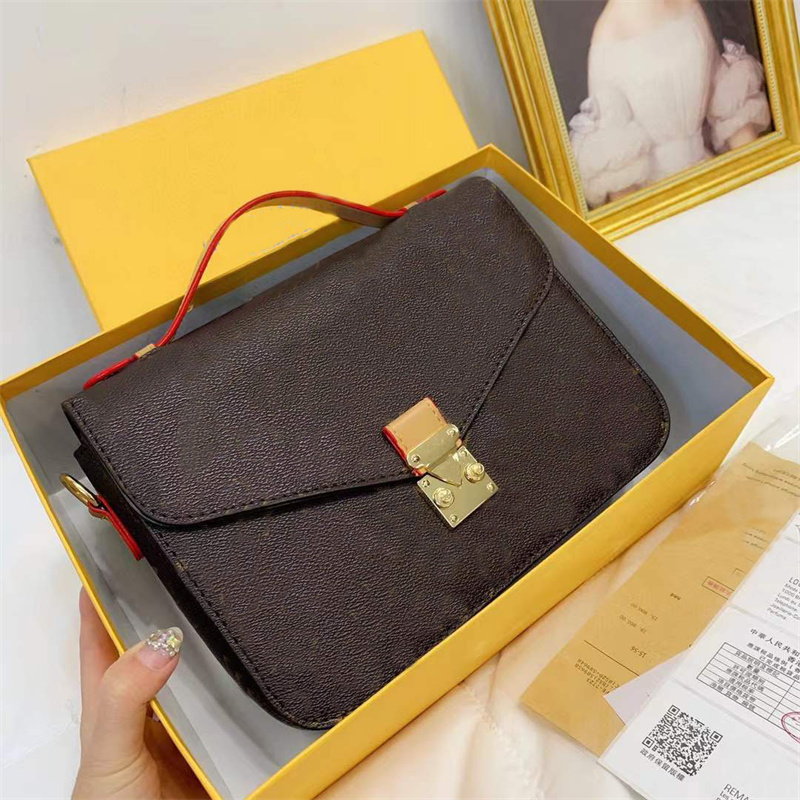 Women Handbag Messenger Bags Oxidizing Leather METIS Luxurys Designers Crossbody Bag Elegant Shoulder Shopping Tote Model Star Same Style On, Black;red
Women Handbag Messenger Bags Oxidizing Leather METIS Luxurys Designers Crossbody Bag Elegant Shoulder Shopping Tote Model Star Same Style On, Black;red