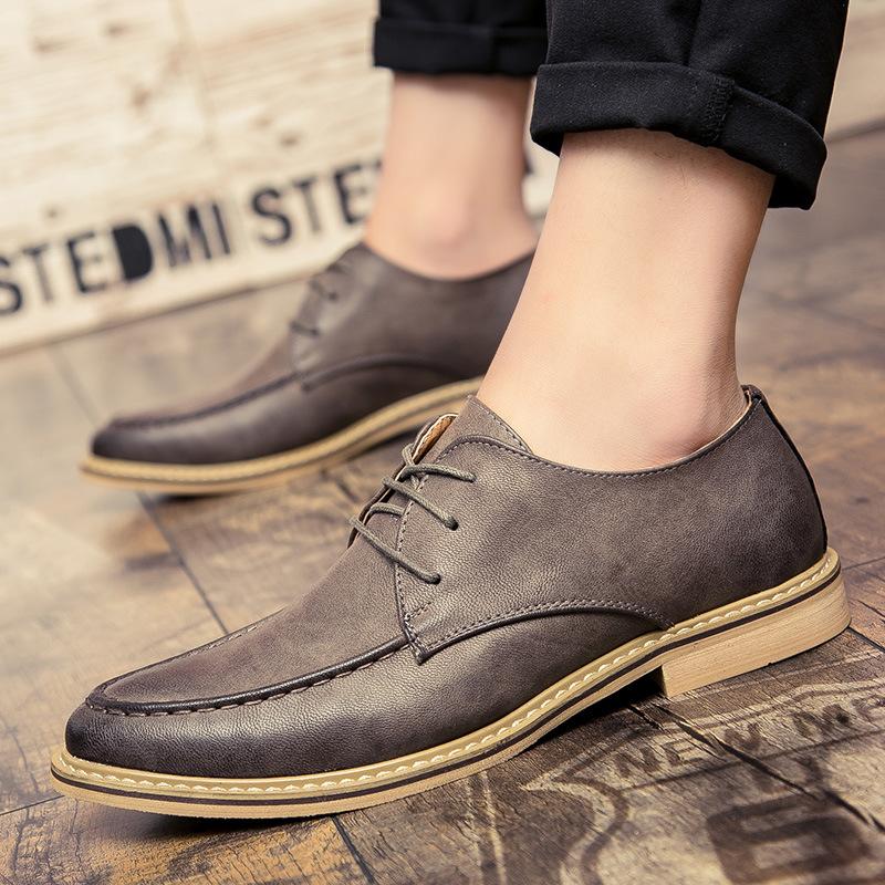 New 2020 Luxury Leather Brogue Mens Flats Shoes Casual British Style Men Oxfords Fashion Brand Dress Shoes For Men, Black
New 2020 Luxury Leather Brogue Mens Flats Shoes Casual British Style Men Oxfords Fashion Brand Dress Shoes For Men, Black