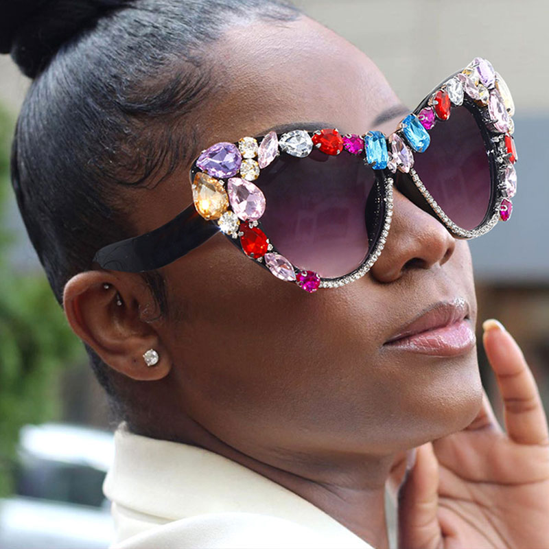 2021 color rhinestone cat eye sunglasses female trend diamond encrusted cateye sexy women glasses uv400 black lens, White;black
2021 color rhinestone cat eye sunglasses female trend diamond encrusted cateye sexy women glasses uv400 black lens, White;black