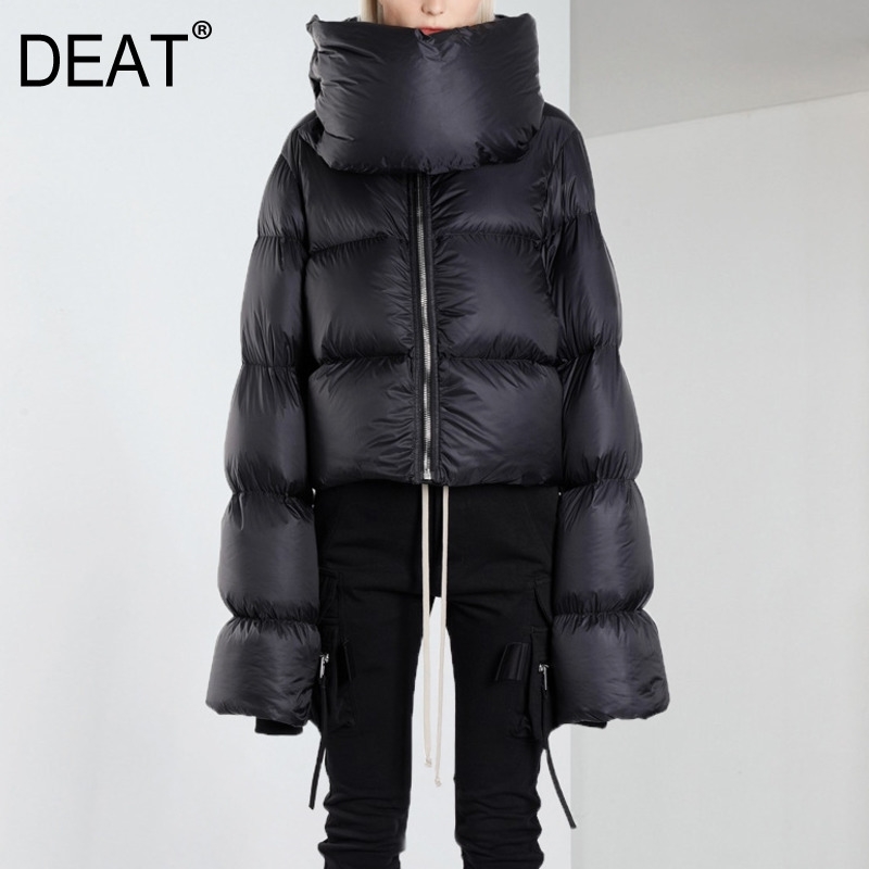 DEAT new autumn and winter turtleneck full sleeves flocking zippers high waist short coat female downjacket WN33001L 201026, Beige
DEAT new autumn and winter turtleneck full sleeves flocking zippers high waist short coat female downjacket WN33001L 201026, Beige